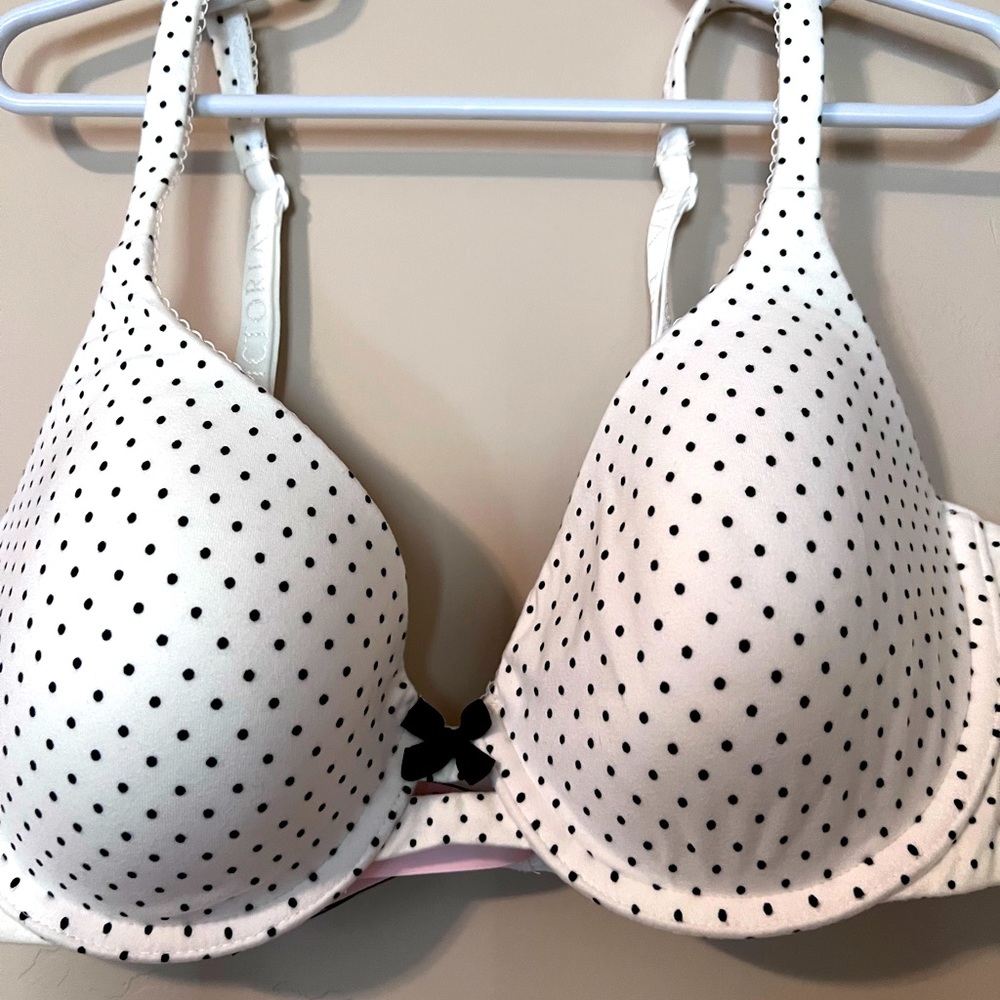 Victoria’s Secret 34C bra white with black polka dots NWOT